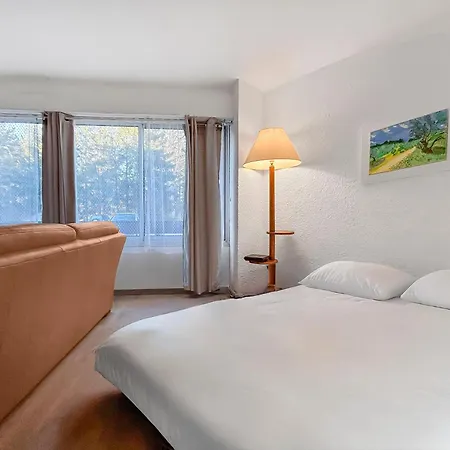 Cosy Avec Parking Prive Appartamento